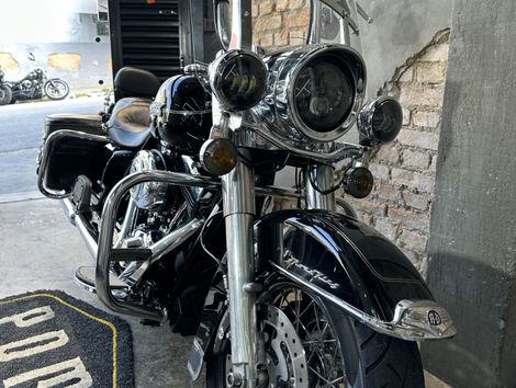 Harley ROAD KING CLASSIC  FLHRC/ CUSTOM FLHRSI