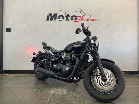 TRIUMPH BONNEVILLE BOBBER BLACK 1200cc