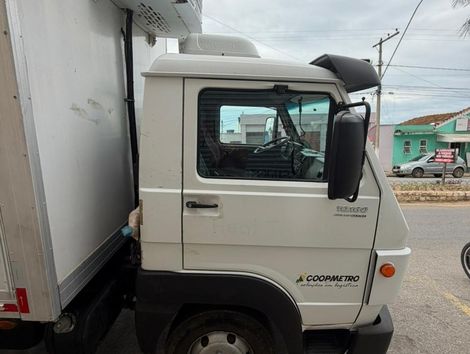 VOLKSWAGEN 10-160 E Delivery 2p (diesel)(E5)