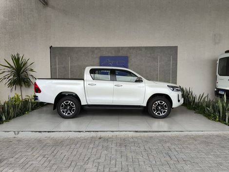 Toyota Hilux CD SRX 4x4 2.8 TDI 16V Diesel Aut.