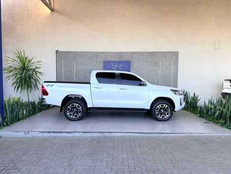 Toyota Hilux CD SRX 4x4 2.8 TDI 16V Diesel Aut.