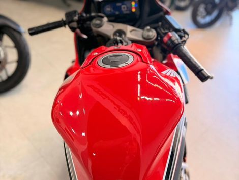 HONDA CBR 650 R