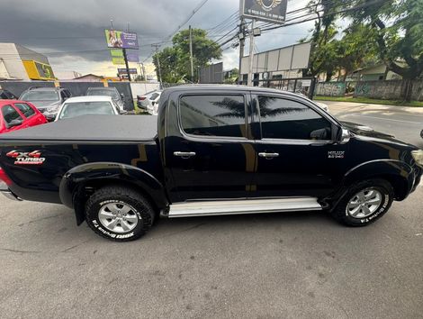 Toyota Hilux CD SRV D4-D 4x4 3.0 TDI Diesel Aut