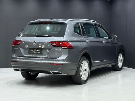VolksWagen TIGUAN Allspac Comf 250 TSI 1.4 Flex