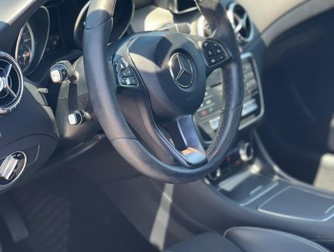 Mercedes CLA-200 1.6 TB 16V Flex Aut.