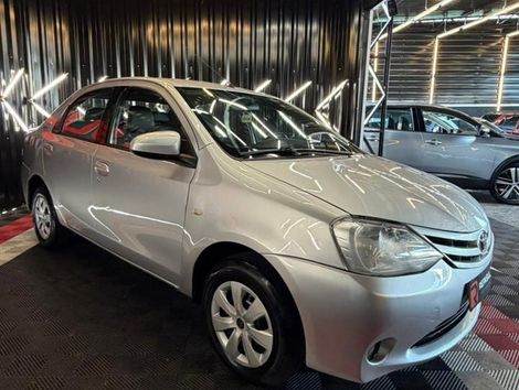 Toyota ETIOS XS Sedan1.5 Flex 16V 4p Mec.