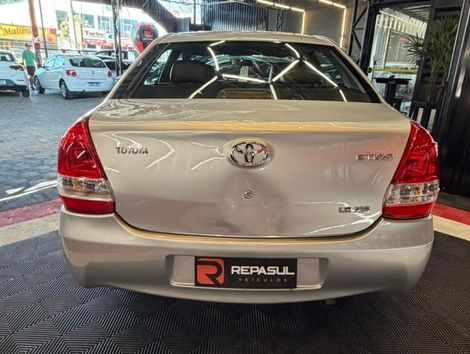 Toyota ETIOS XS Sedan1.5 Flex 16V 4p Mec.