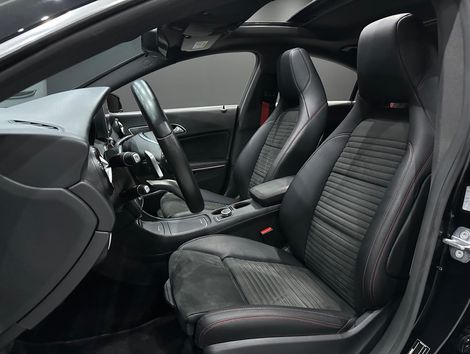 Mercedes CLA-250 Sport 4MATIC 2.0 16V 211cv Aut.