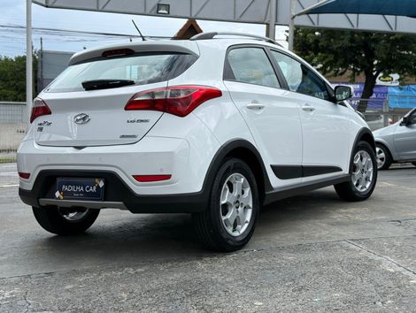 Hyundai HB20X Style 1.6 Flex 16v Mec.