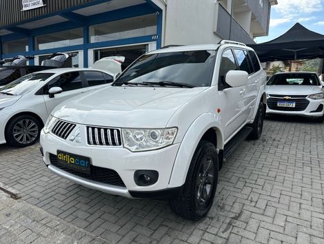 Mitsubishi Pajero DAKAR 3.2 4x4 T.I. Dies. 5p Aut.