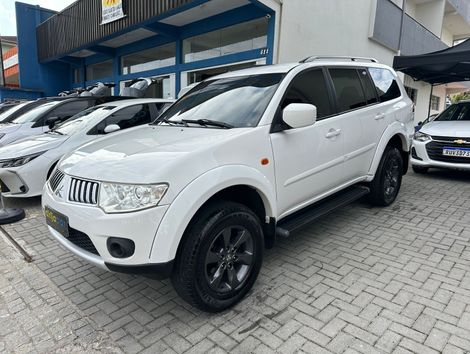 Mitsubishi Pajero DAKAR 3.2 4x4 T.I. Dies. 5p Aut.