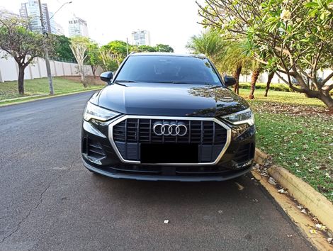 Audi Q3 P. Plus 1.4 TFSI Flex/P.Plus S-tronic