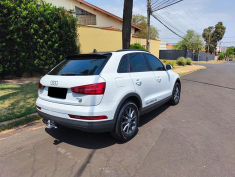 Audi Q3 1.4 TFSI/TFSI Flex S-tronic 5p