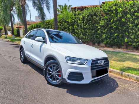 Audi Q3 1.4 TFSI/TFSI Flex S-tronic 5p