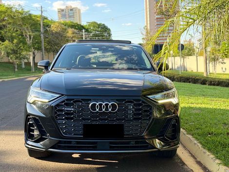 Audi Q3 SPB Perf. Black 2.0 TFSI Tipt. Quat.