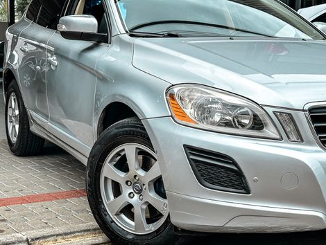 Volvo XC 60 2.0 T5  5p