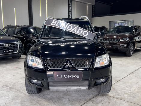 Mitsubishi Pajero TR4 2.0 Flex 16V 4X2 Aut.