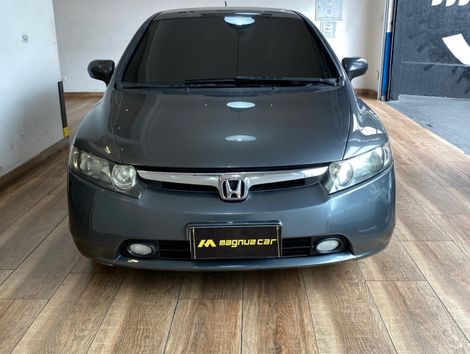 Honda Civic Sedan LXS 1.8/1.8 Flex 16V Aut. 4p