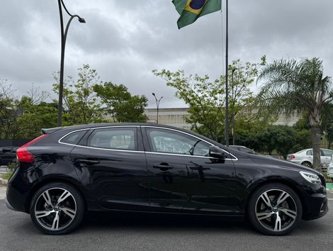 Volvo V40 T-5 R-DESIGN 2.0 Aut.