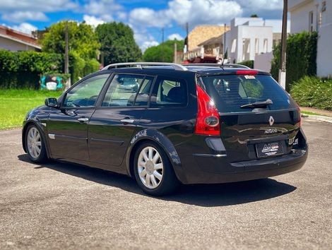 Renault Megane Grand Tour Dynamique 2.0 16V Aut.