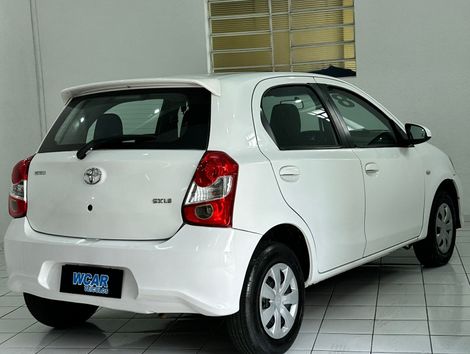 Toyota ETIOS XLS 1.5 Flex 5p Aut.