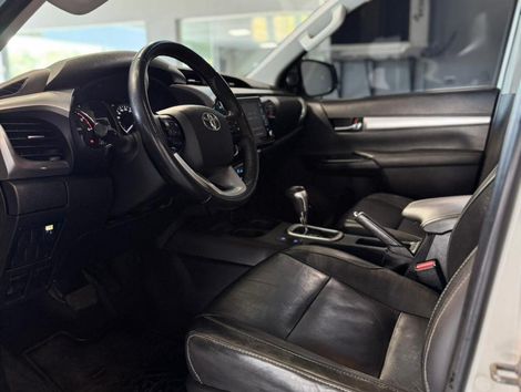 Toyota Hilux CD SR 4x4 2.8 TDI Diesel Aut.