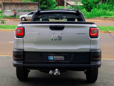 Fiat Strada Freedom 1.3 Flex 8V  CS Plus