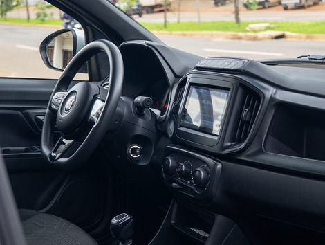 Fiat Strada Freedom 1.3 Flex 8V  CS Plus