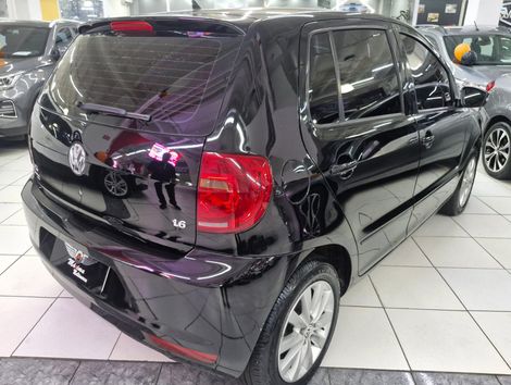 VolksWagen Fox 1.6 Mi Total Flex 8V 5p