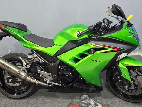 KAWASAKI NINJA 300