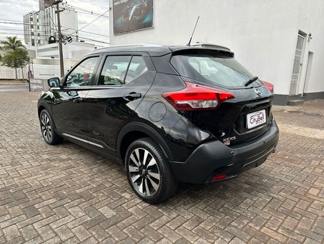 Nissan KICKS SL 1.6 16V FlexStar 5p Aut.