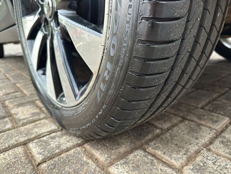 Nissan KICKS SL 1.6 16V FlexStar 5p Aut.