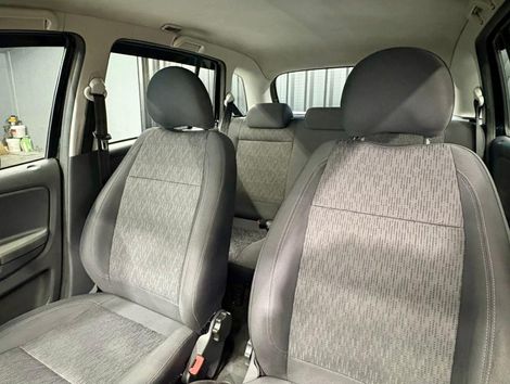 VolksWagen SPACEFOX 1.6/ 1.6 Trend Total Flex 8V 5p