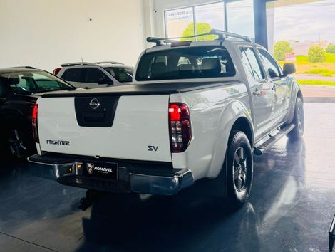 Nissan Frontier SV AT. CD 4x4 2.5 TB Dies. Aut.