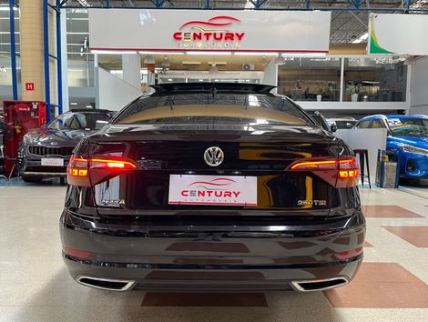 VolksWagen JETTA R-Line 250 TSI 1.4 Flex 16V Aut.