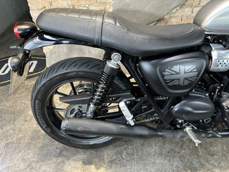 TRIUMPH STREET  TWIN 900cc