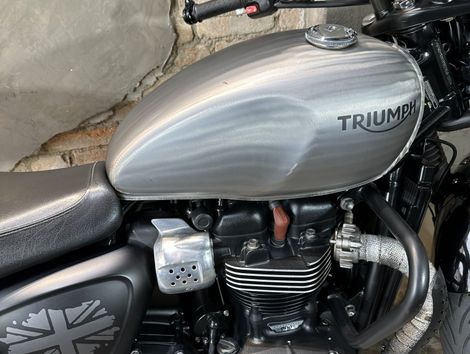 TRIUMPH STREET  TWIN 900cc