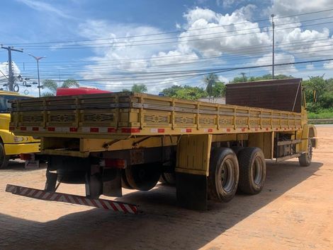 MERCEDES-BENZ Atron 2324 6x2 2p (diesel) (E5)