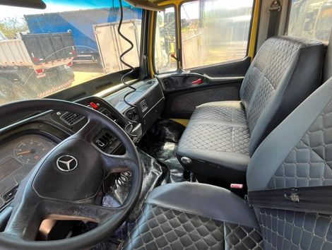 MERCEDES-BENZ Atron 2324 6x2 2p (diesel) (E5)