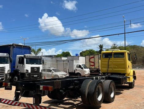 MERCEDES-BENZ Atron 2324 6x2 2p (diesel) (E5)