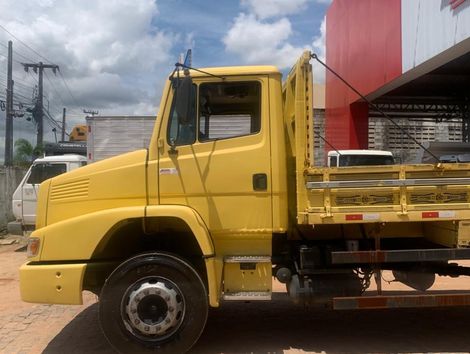 MERCEDES-BENZ Atron 2324 6x2 2p (diesel) (E5)