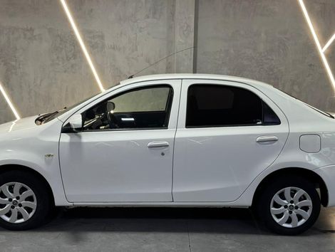 Toyota ETIOS X Sedan 1.5 Flex 16V 4p Mec.