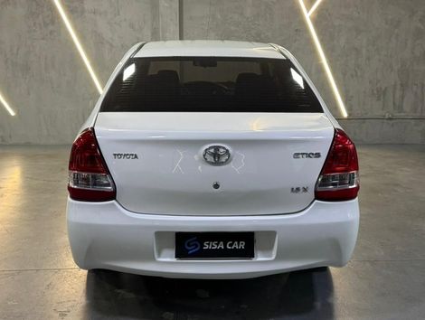 Toyota ETIOS X Sedan 1.5 Flex 16V 4p Mec.