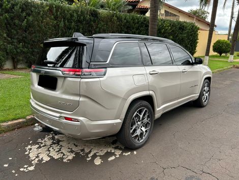 Jeep Commander Overland T270 1.3 TB Flex Aut.