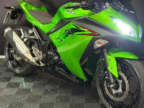KAWASAKI NINJA 300