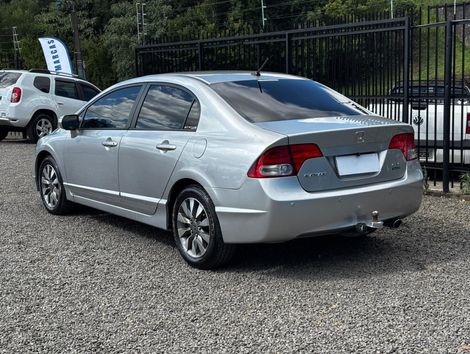 Honda Civic Sedan LXS 1.8/1.8 Flex 16V Mec. 4p