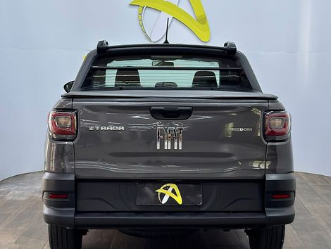 Fiat Strada Freedom 1.3 Flex 8V CD