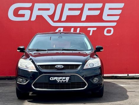 FORD 2.0 TITANIUM HATCH 16V FLEX 4P AUTOMÁTICO