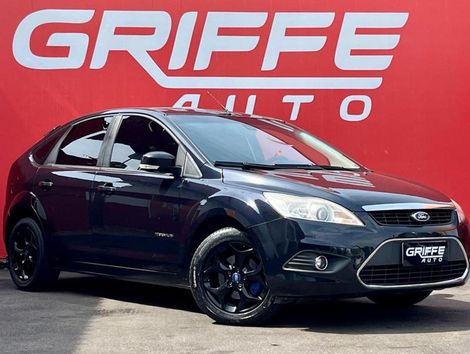 FORD 2.0 TITANIUM HATCH 16V FLEX 4P AUTOMÁTICO