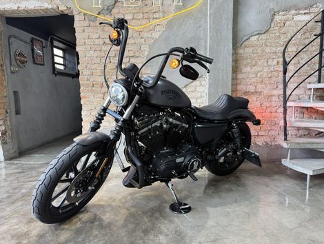 Harley XL 883N IRON